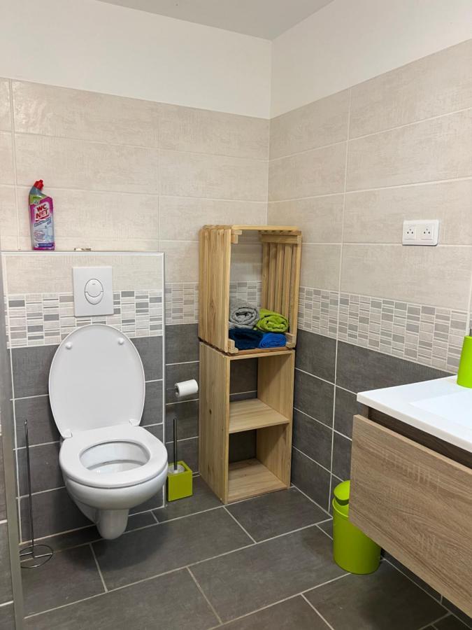 Tres Bel Appartement Bleu Монклар Екстер'єр фото